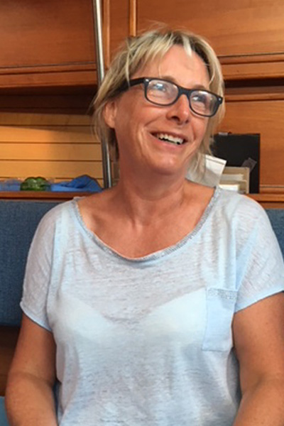Dr. Karen De Coninck